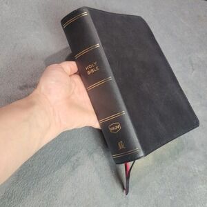 NKJV Holy Bible Black Imitation Leather Gold Gilded Edges Thomas Nelson NKJV